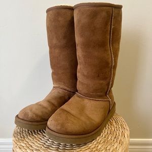 Ugg | Classic Tall Boot, Size 7